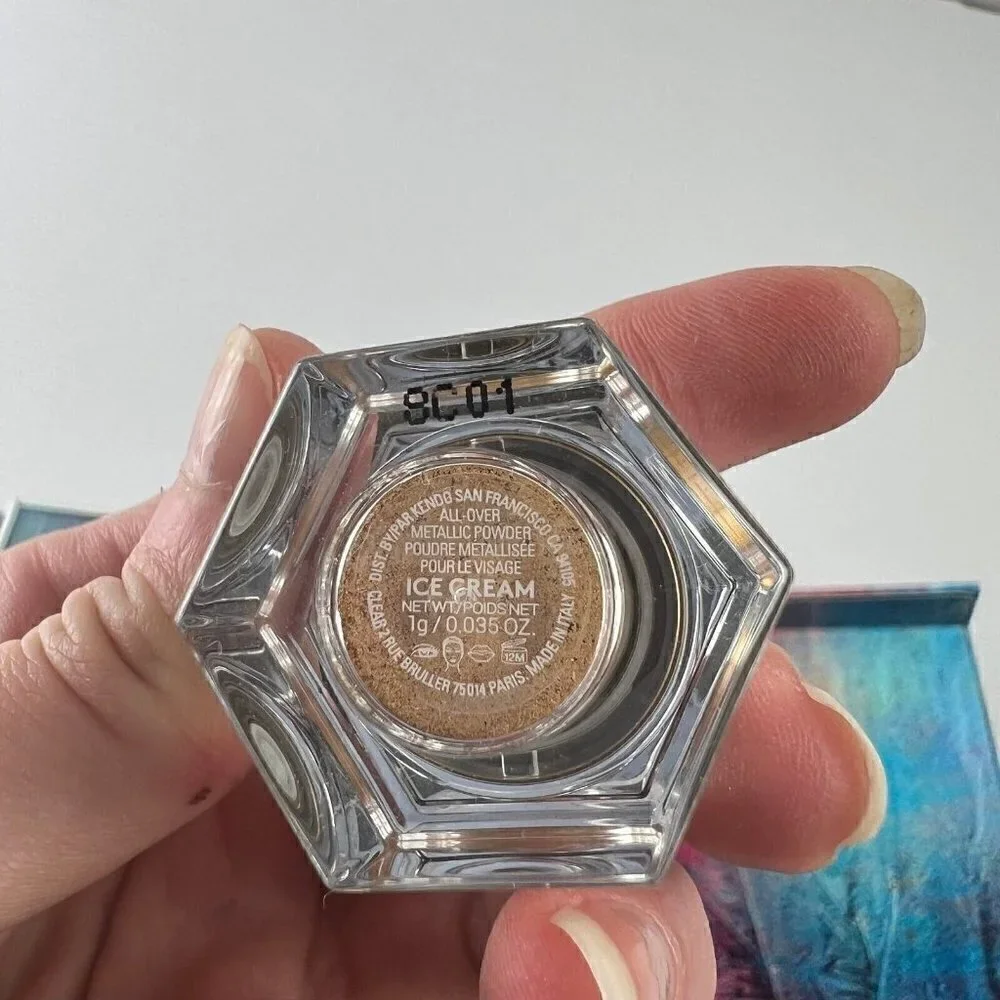 Fenty Beauty by Rihanna Avalanche All Over Metallic Powder Set